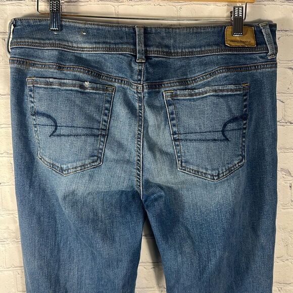 American Eagle Womens Medium wash Kick boot Jeans size 14 Stretch X - Picture 5 of 13